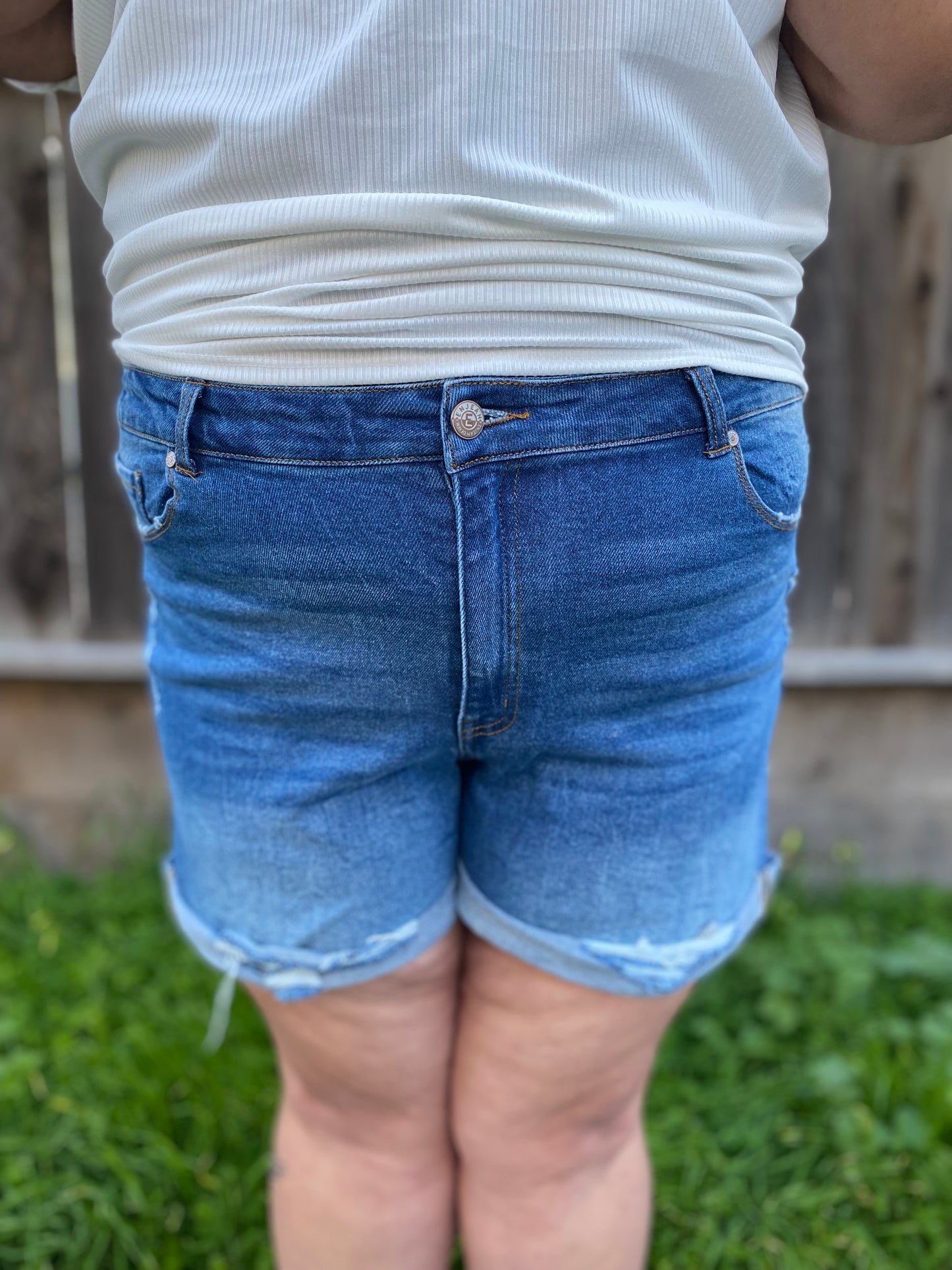 Distressed Denim Shorts/PLUS SIZE/