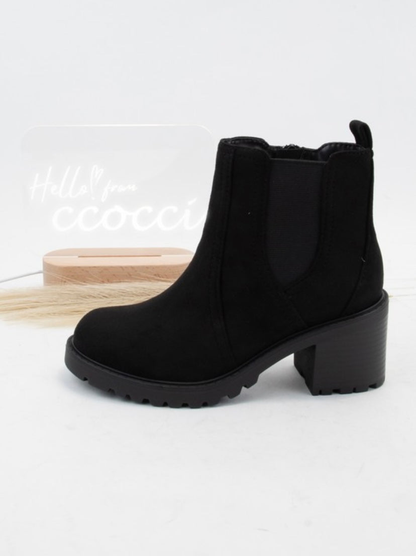 Chelsea Boot with Block Heel