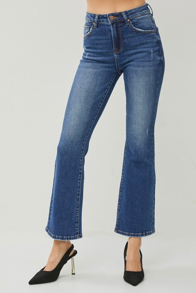 Risen Flare Jeans