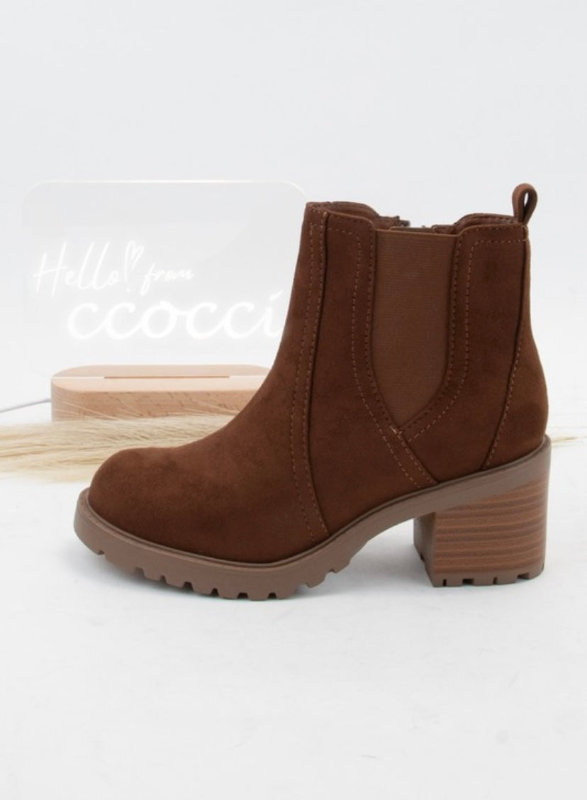 Chelsea Boot with Block Heel