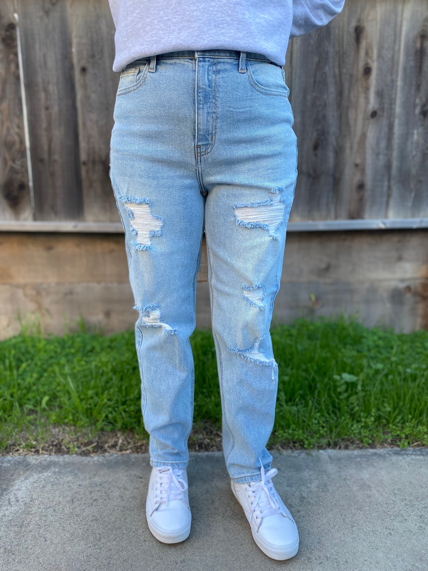 Mom Jeans High Rise - Light Wash